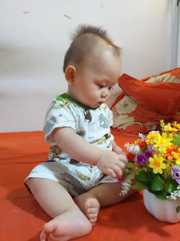 Bộ quần áo Cotton cho bé trai và bé gái, thông thoáng, mềm mịn cho bé từ 5-13kg Vải Cotton 2