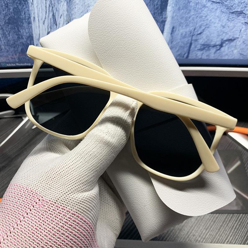 Product Introduction of New Korean Sunglasses Boy and Girl Sunshade Sunglasses UV Protection Glasses 9