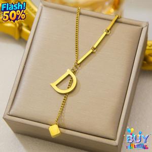 สร้อยคอเหล็กไททาเนียมรูปตัว D พร้อมสต็อกในปี 2568 สร้อยคอจี้ตัวอักษรสแตนเลส ราคาไม่แพง หรูหรา โซ่กระดูกไหปลาร้าสุดหรู ไม่ซีดจาง ดีไซน์สวย ทันสมัย เหมาะสำหรับผู้หญิงขั้นสูง