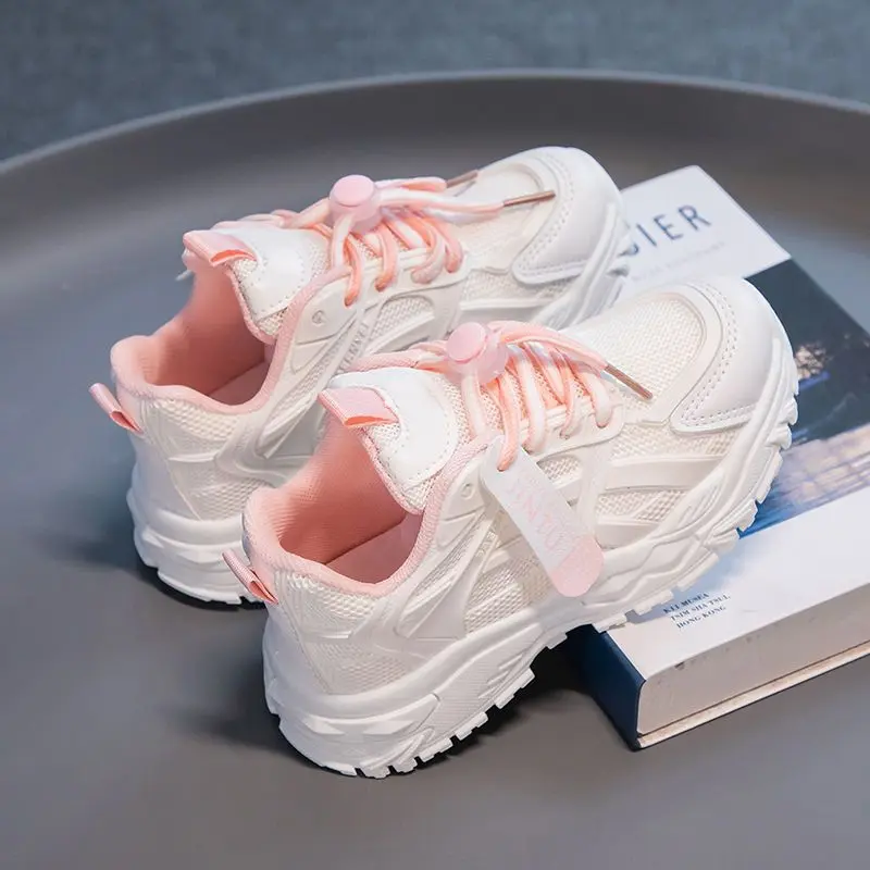 Dad Shoes Nhẹ Cho Bé Gái, Phong Cách Mới Mùa Hè Và Mùa Thu, Thời Trang Trẻ Em, Đế Mềm, Giày Trắng, Giày Thể Thao Thường Ngày Cho Bé Gái, Hợp Xu hướng, HK, 20242024 giày  kuromi  bé  gái 3