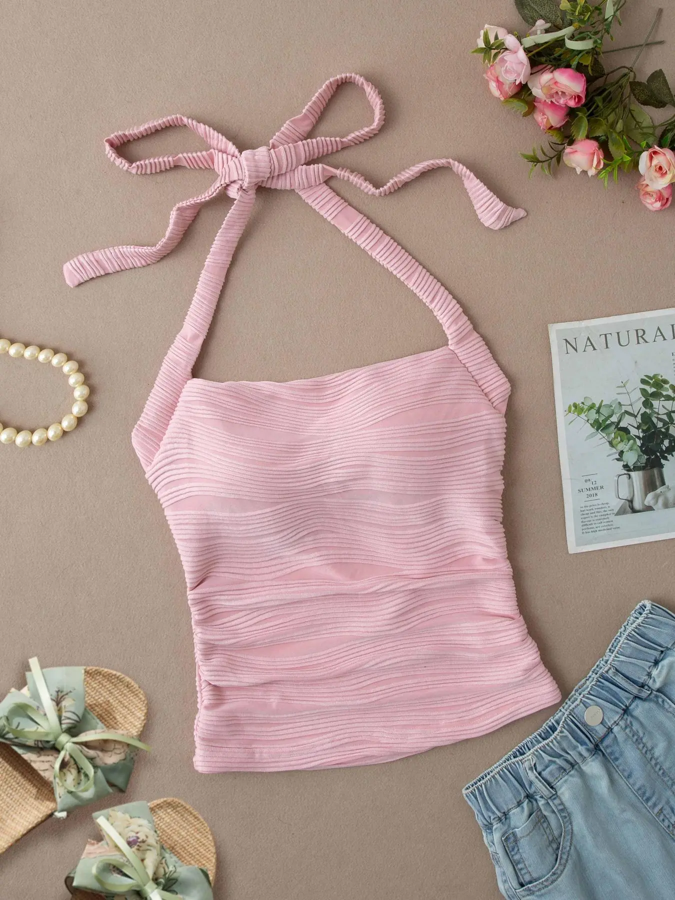 Women's Solid Color Halter Neck Top, Casual Sleeveless Cropped Top for Summer, Ladies Clothes for Daily Wear