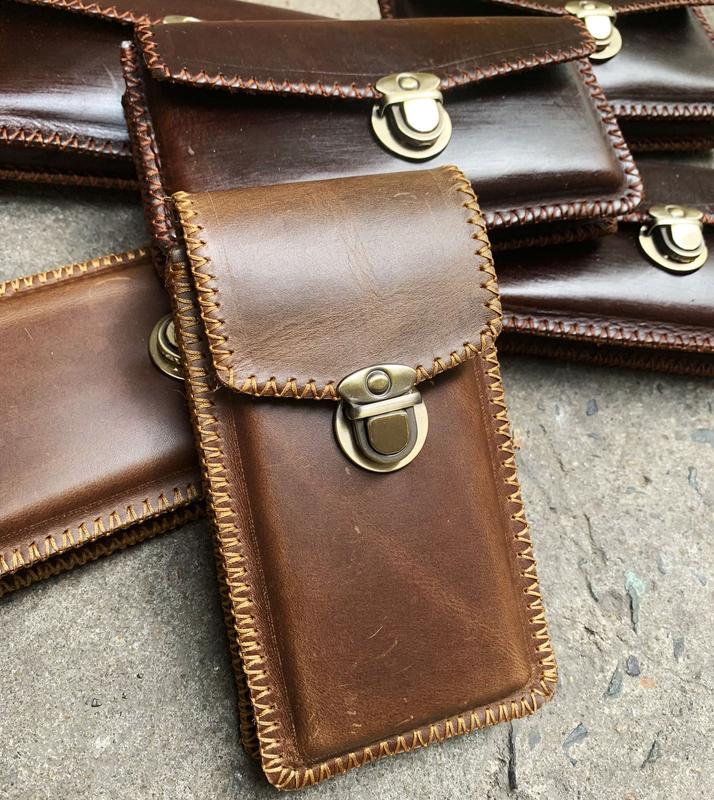 Bao Da Đựng 2 Điện Thoại Đeo Hông Da Thật  May Viền