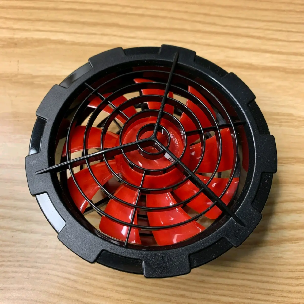 1 quạt 9cánh 18 vôn Bảo hành của nhà sản xuất QuạT Fan