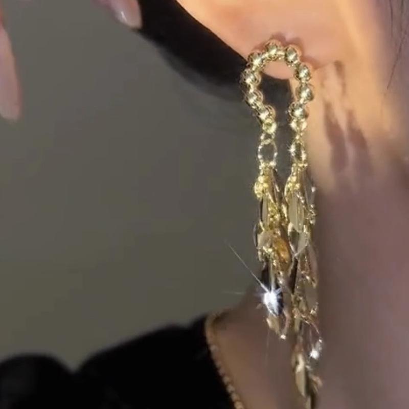 Luxe Fringed Maize Tassel Earrings for Women 4
