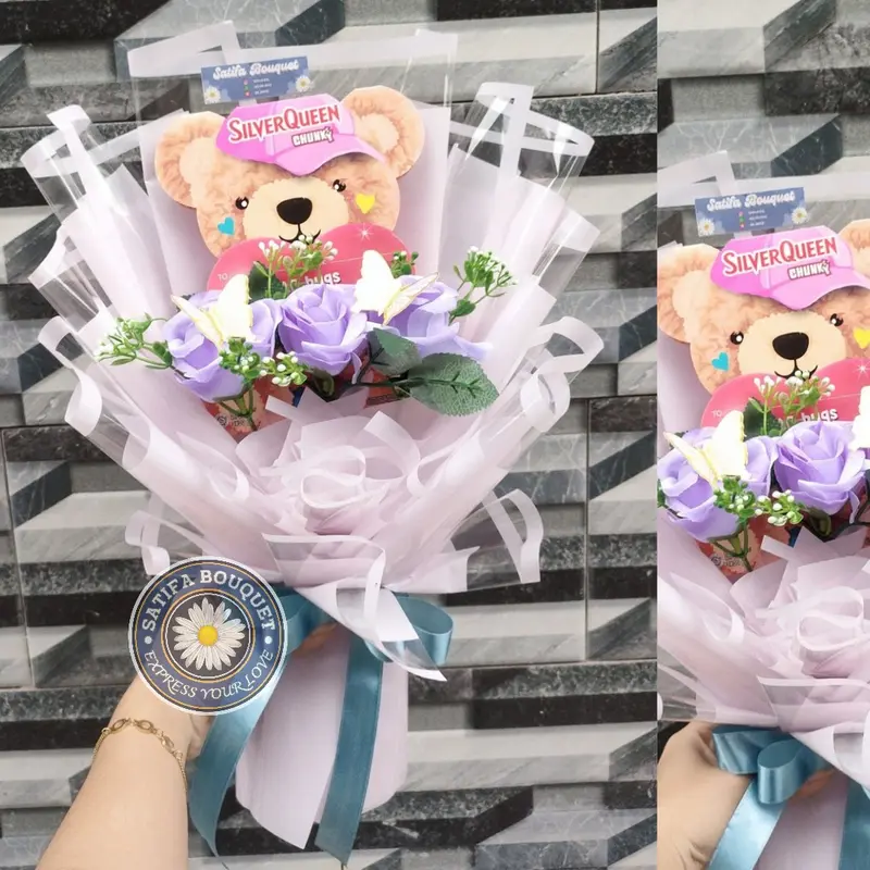 Bouquet Coklat Silverqueen Valentine Gift | Bucket Hadiah Valentine Bunga | Buket Hadiah Ulang Tahun Graduation | Hadiah Kado Pacar Bucin Valentine Trend Love Santai 4