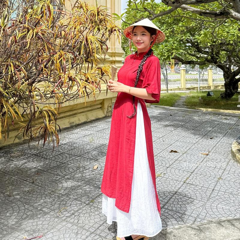  Áo dài cách tân PHÚC HY lụa đũi phối cutout giọt nước đính ngọc trai kèm chân váy voan tơ nhăn HAVANA AD41 