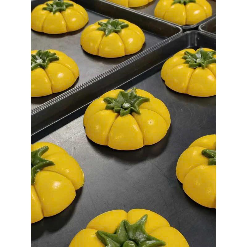 Bánh trung thu bí ngô mochi dẻo trứng ruốc Lâm Thuỷ loại 300gr