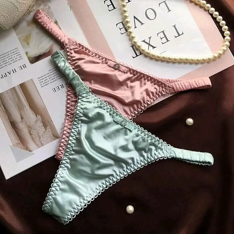 QUẦN LÓT Nữ  LỤA SATIN LỌT KHE DÂY SƯỜN SEXY GỢI CẢM Women Đen
