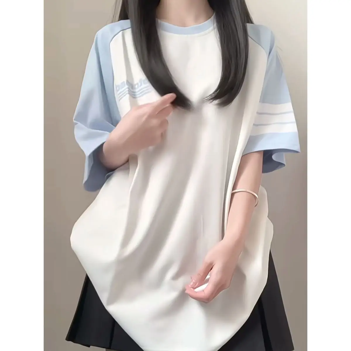 Áo Sọc Raglan Cổ Điển Mỹ Thiết Kế Khối Màu, ngắn Tay, Phong Cách Nóng Bỏng Mùa Hè, Áo Phông Thiết Kế Độc Đáo Hợp Xu hướng Dành Cho Nữ, Xu Hướng Năm 2025