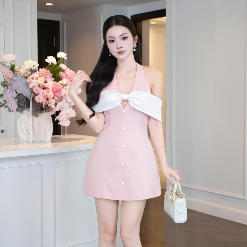 Đầm Khiết ngắn cổ yếm phối trễ vai xước nhật màu hồng ngọt ngào phong cách thanh lịch KD133