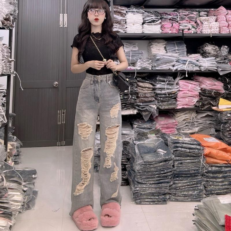Quần jeans xuông rách túi đính đá phong cách cá tính