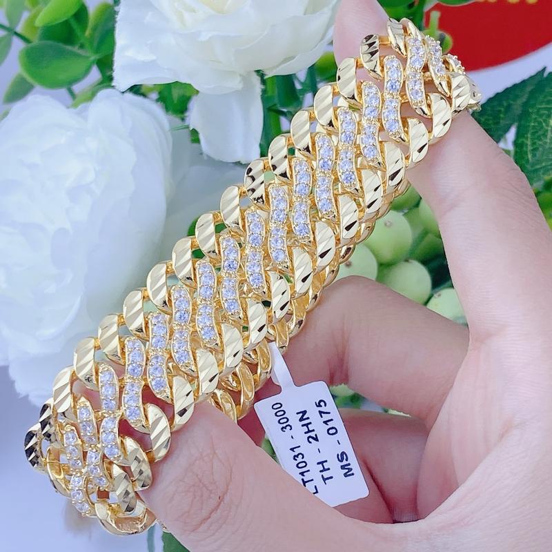 Lắc tay  xe tăng đá mạ vàng 18k khoá hộp có ký hiệu bền đẹp
