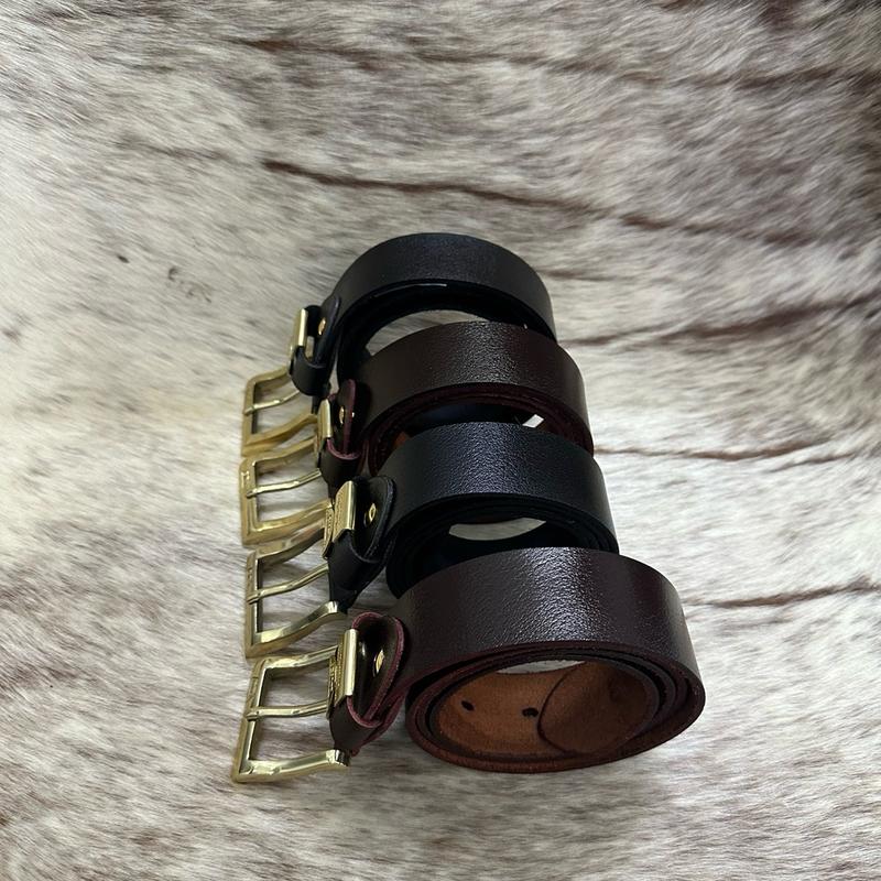 dây thắt lưng da bò đầu khoá đồng đúc nguyên khối.bao hành da 24 tháng bão hành đầu khoá trọn đời