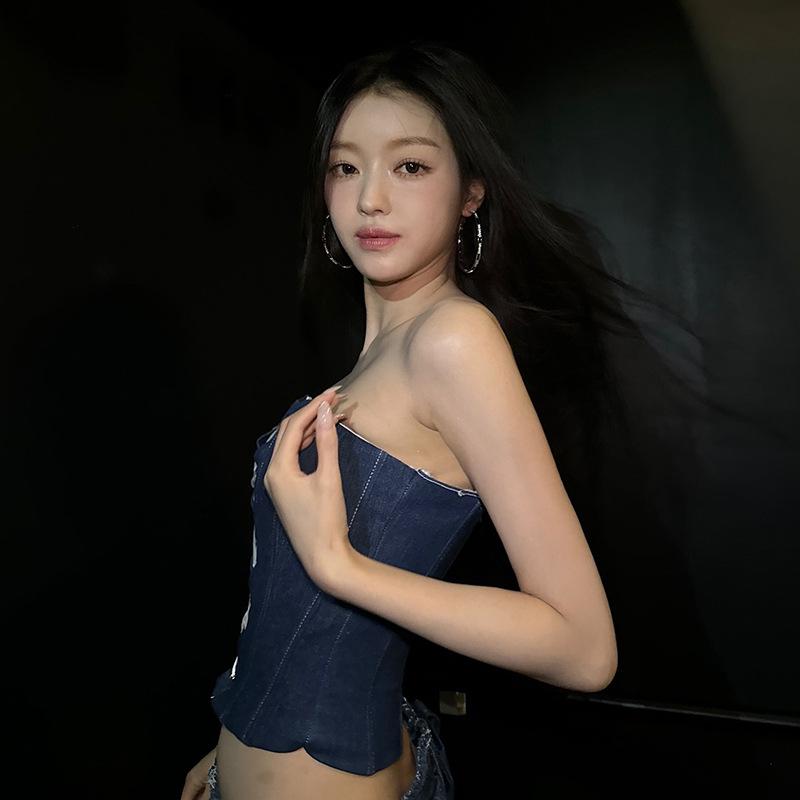 Product Introduction of Quần Áo Nữ, Phong Cách Âu Mỹ Thiết Kế Dây Đeo Chéo Ren Thời Trang, Denim Ôm Sát Áo Vest Nhỏ Thích Hợp Cho Mùa Thu Mới 2024 Top Women 9