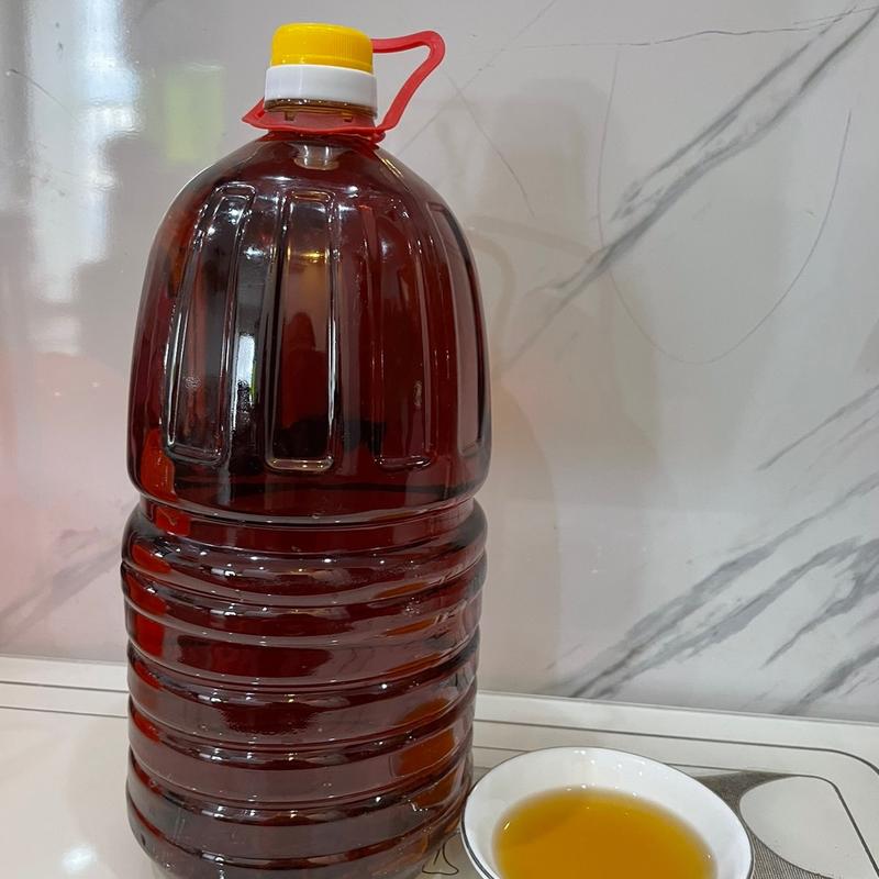  Nước mắm cốt cá cơm Quỳnh Lưu nguyên chất 2 lít 