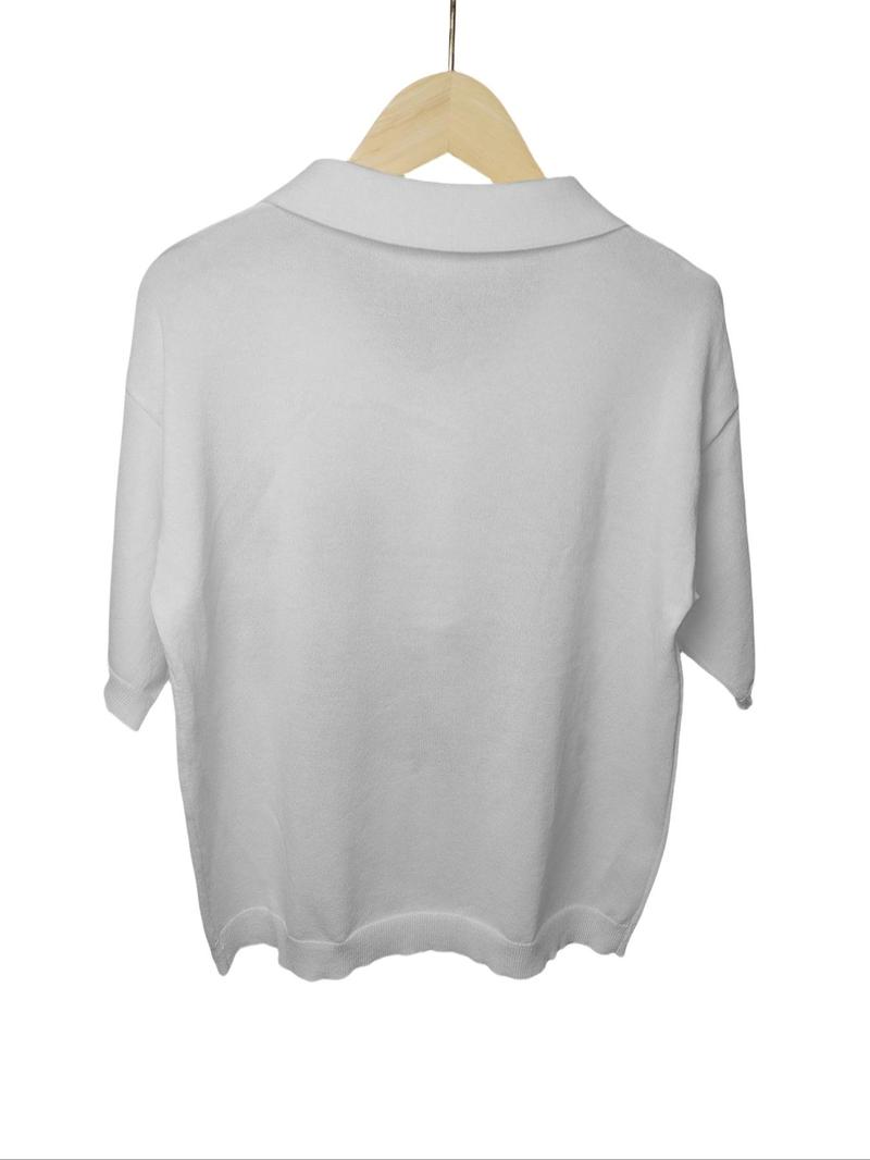 Product Introduction of Women's Floral Embroidery Curved Hem Short Sleeve Tee, Elegant Casual Crew Neck T-shirt for Summer, Fashion Women's Top for Daily Wear 5