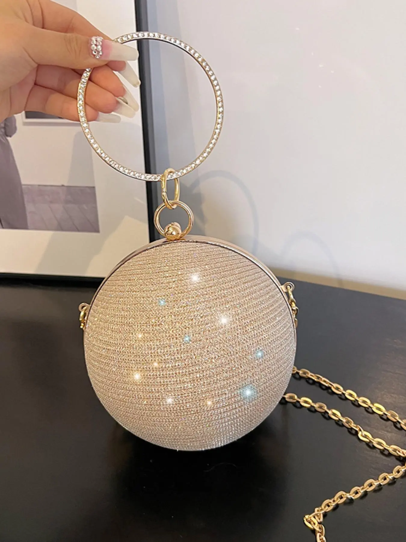 Women's Elegant Glittering Chain Strap Crossbody Bag, Fashionable Round Shaped Shoulder Bag for Party, Trendy All-match Commuter Bag for Daily Used