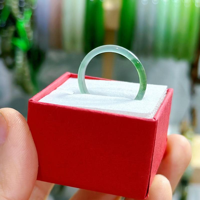 Nhẫn Ngọc Lam Gua Băng thấu chất cao - Chột vừa , nam nữ đều đeo được 0