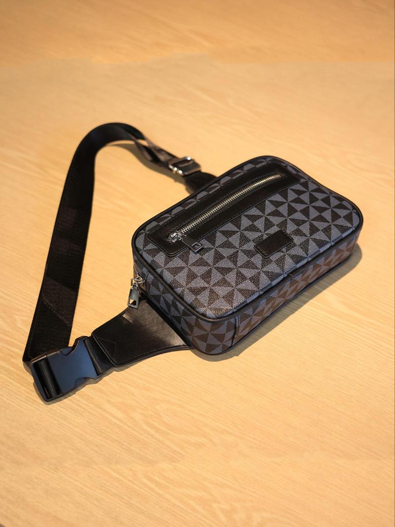 Product Introduction of Fashion All Over Pattern Fanny Pack, Casual Versatile Zipper Belt Bag for Women, Trendy All-match Sling Bag for Daily Use 3
