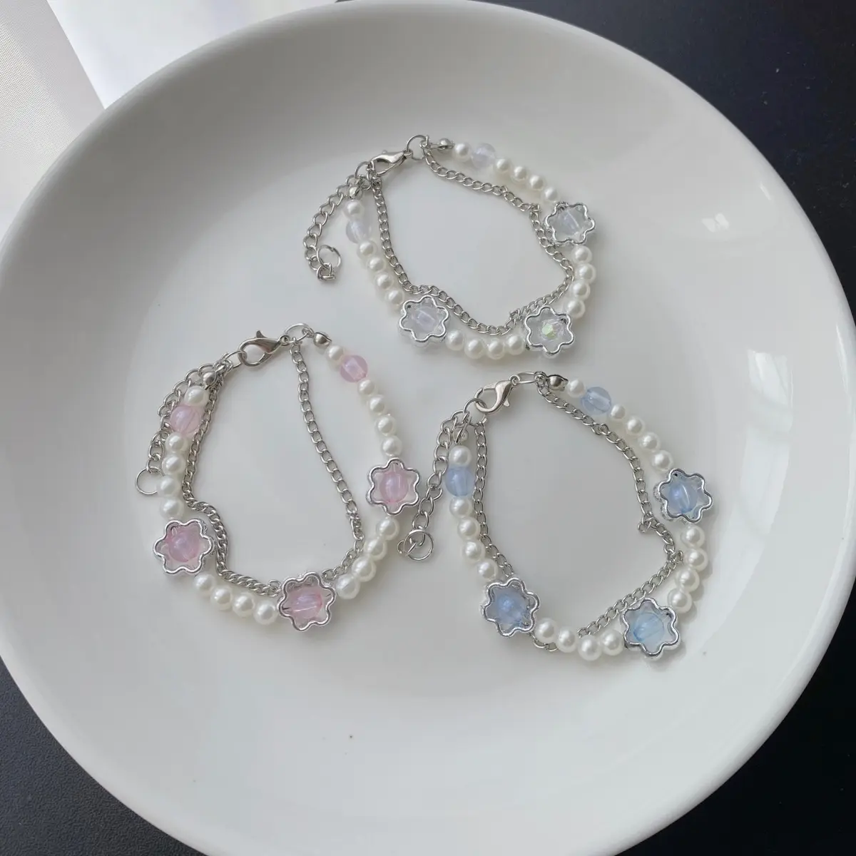 Gelang Manik Rantai