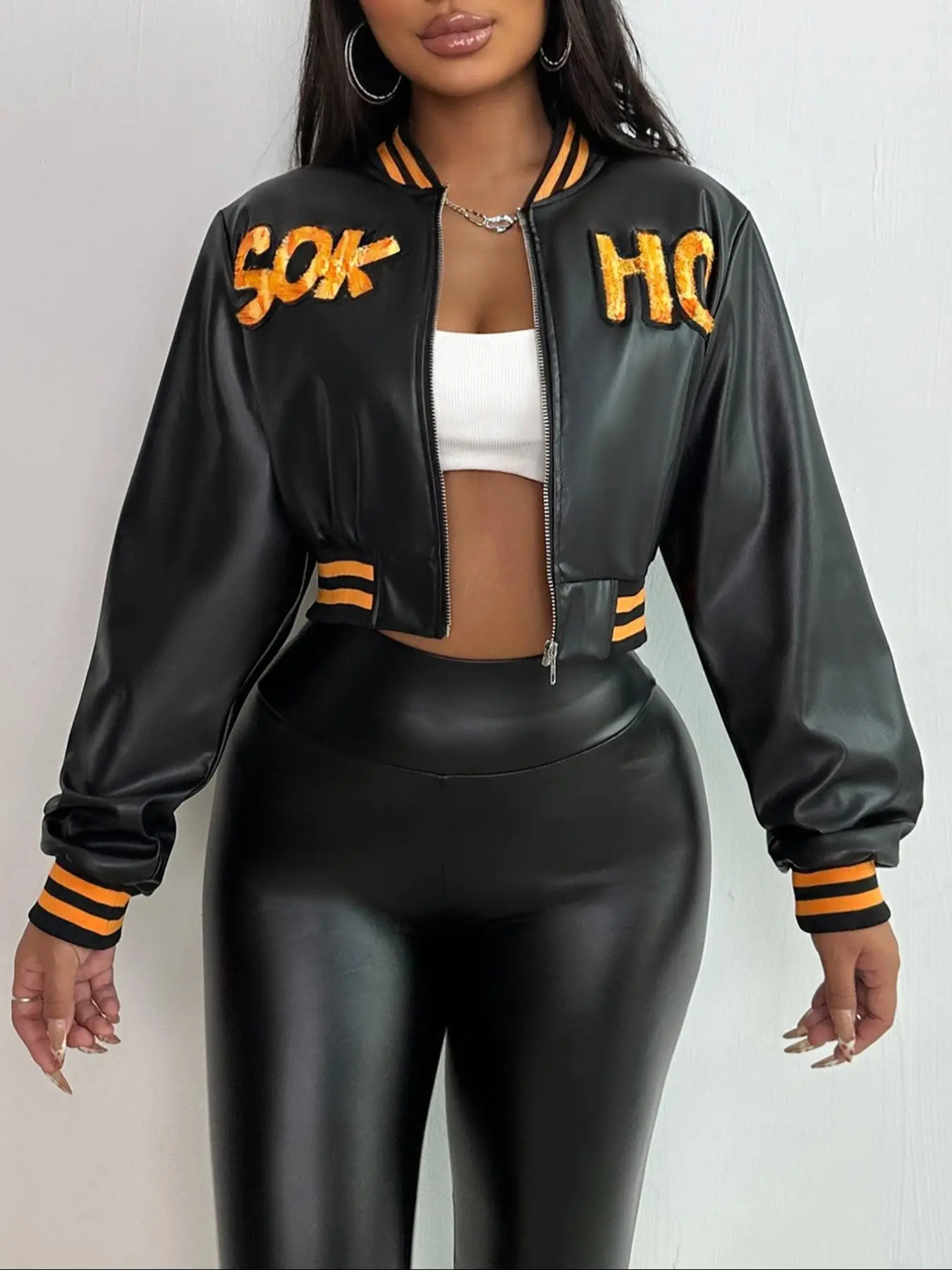 Women's Letter Patched Zip Up Crop Jacket, Fashion Casual Long Sleeve Baseball Collar Outerwear for Daily Outdoor Wear, Ladies Clothes for Summer