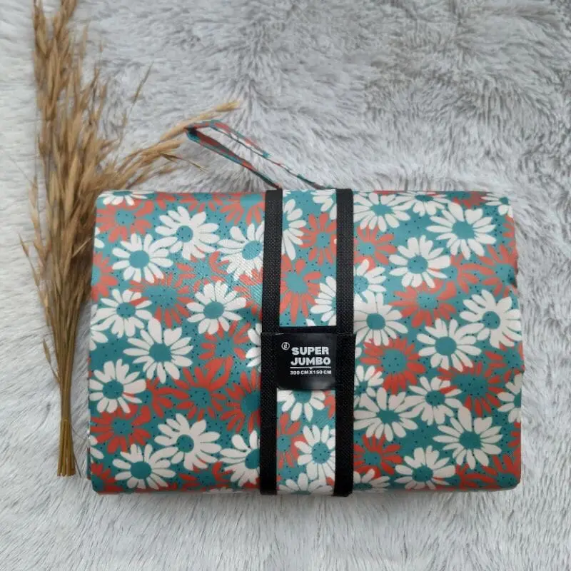 Tikar piknik lipat microsatin waterproof jumbo Ukuran 300x150cm Karpet Camping Outdoor 1