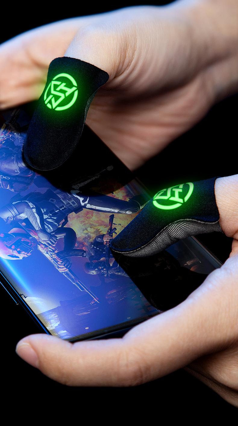 Product Introduction of New Gaming Finger Sleeves Luminous Warrior Finger Sleeves E-sports King PUBG Finger Sleeves Breathable Sensitive Touch Screen Finger Sleeves 8