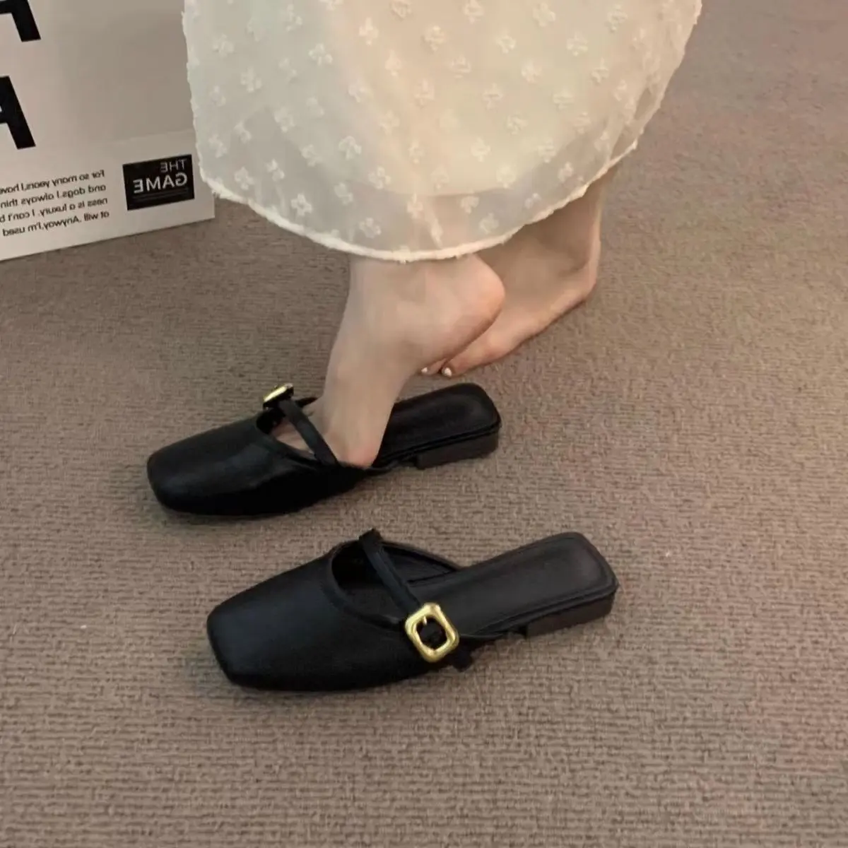 2025 French One a2oWomen's Singles single to wear in 2025 new flat shoes genuine leather retro French sheep leather soft block design neutral mouth new year work shoes slip on