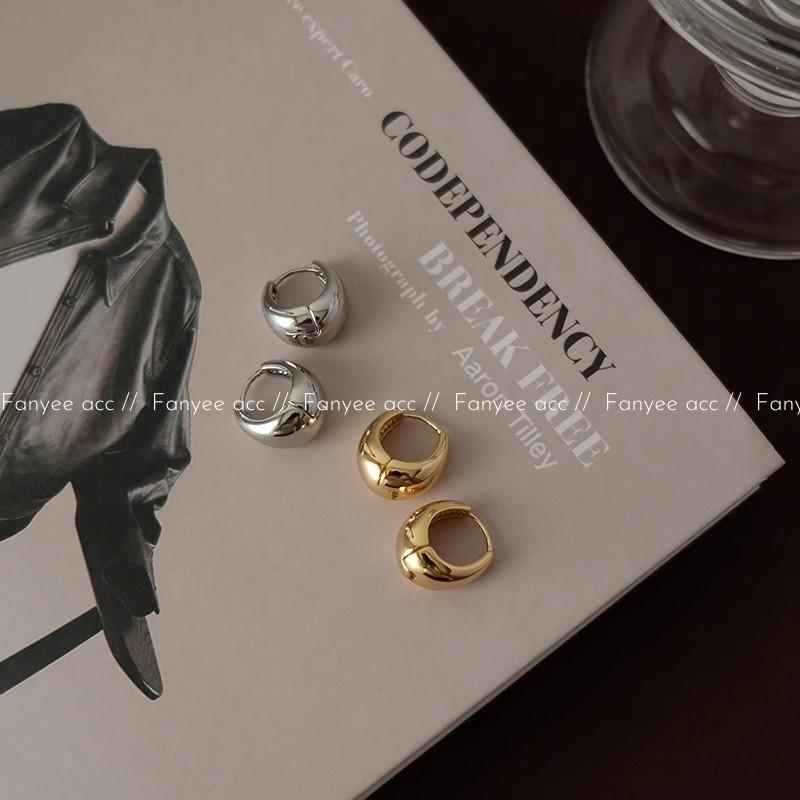 [Fanyee] Anting-anting Lingkaran Polos Temperamen Mode yang Halus Anting-anting kreatif dengan temperamen kelas atas Q132 2