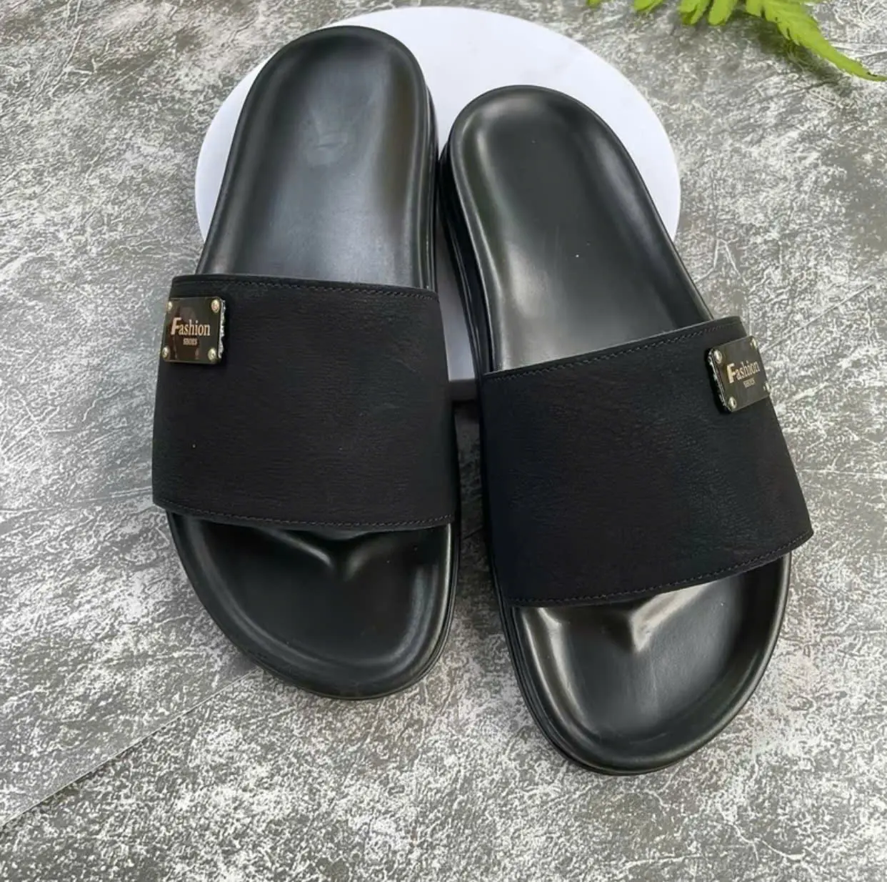 Dép thời trang nam nữ Mác ĐÊ GỜ đế cao su 3 cm