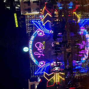 phu tung o to chau a