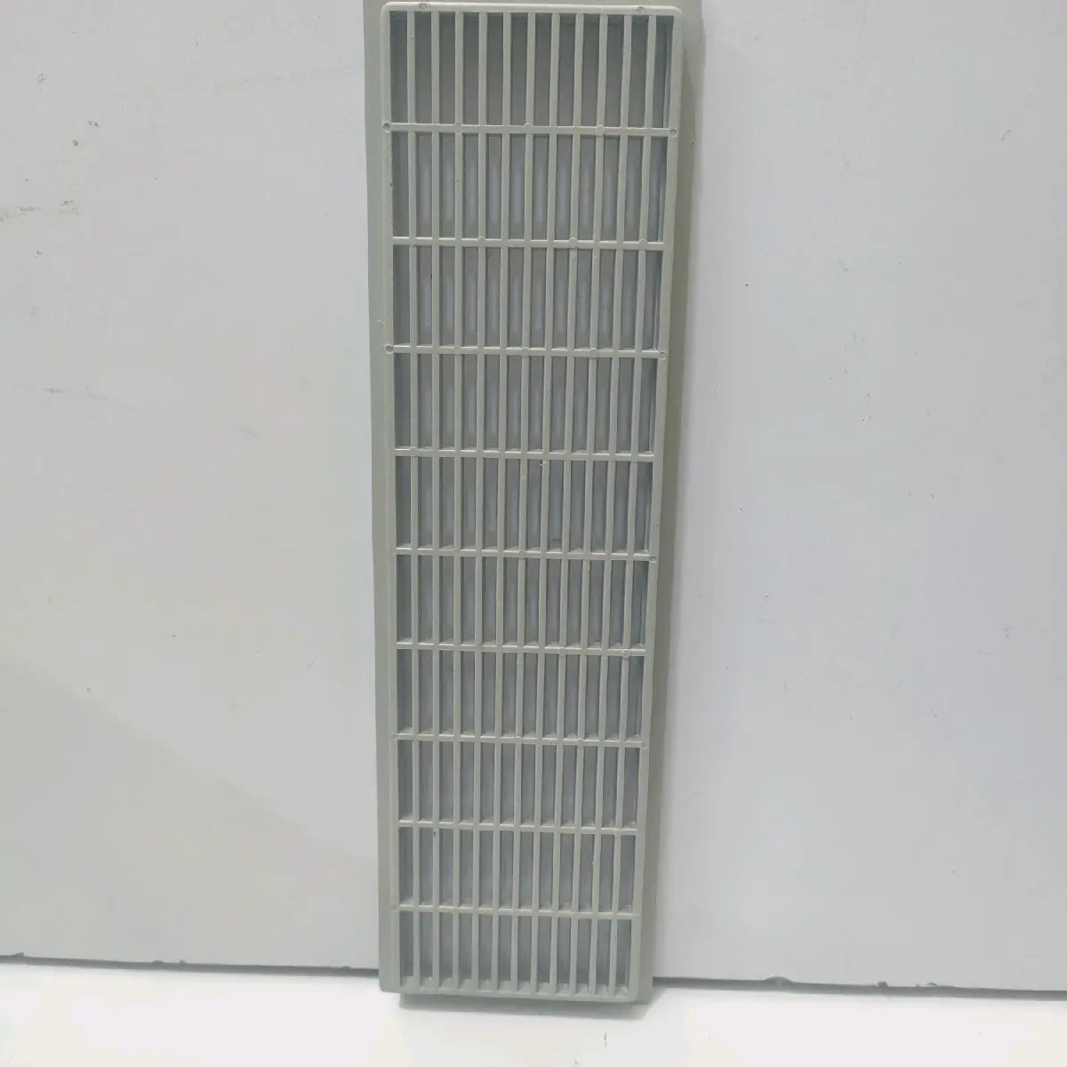 Lubang Hawa plastik/PVC 7 x 23