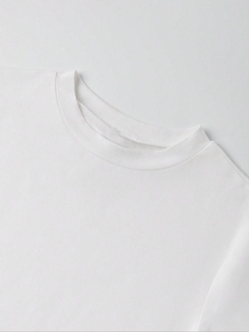 Product Introduction of Women's Spider Graphic Print Round Neck Crop Tee, Graphic Baby Tees Y2K Top, Casual Street Fashion Short Sleeve T-shirt for Summer, Ladies Clothes for Daily Wear 7