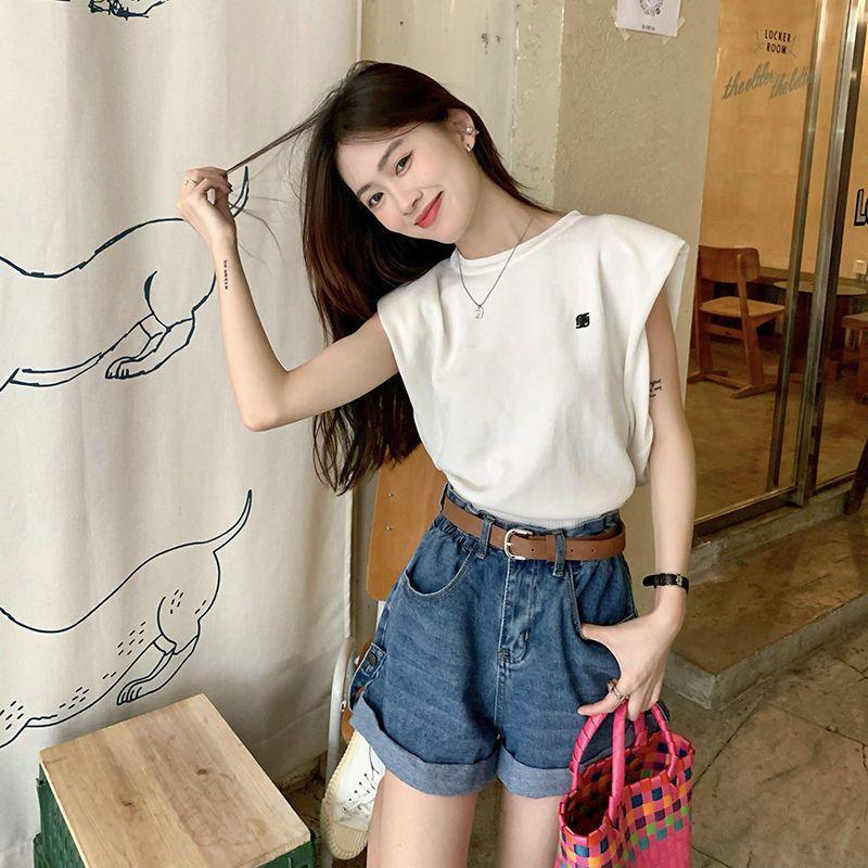 Product Introduction of Áo Thun Vest Sọc, Dành Cho Nữ, Hàng Mới Về Mùa Hè 2022, Thiết Kế Đẹp, Độc Đáo Sang Trọng, Dáng Rộng Vừa Vặn, Áo Mặc Bên Ngoài Cô Gái Nóng Bỏng, Áo Không Tay, Có Thể Mua Lại 1749 10