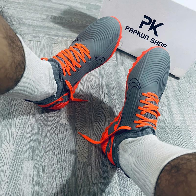 GIÀY ĐÁ BÓNG VẢI DỆT PHỦ KEO DẬP VÂN NHÁM CỰC ĐẸP VÀ BỀN