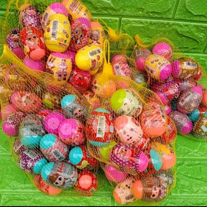 Mainan Telur dan bola Berhadiah didalam satu keranjang isi 20 pcs warna dan motif random 0
