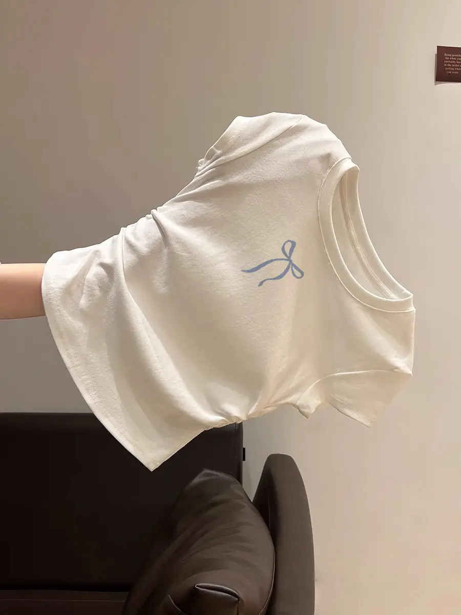 "เสื้อแฟชั่นผู้หญิง " เสื้อจีบข้าง เสื้อผ้าน่ารักๆสไตล์เกาหลี เสื้อเซ็กซี่แซ่บๆเสื้อคอวี แต่งจีบย่นแขนสั้น คอสตูมดุจอัปสร เสื้อผ้าน่ารักๆของผู้หญิง เสื้อยืดครอปจิ๋ว เสื้อครอปเอวลอยรัดรูปเสื้อผ้าแฟชั่นตามกระแส