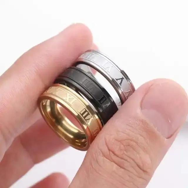 Cincin Couple Angka Romawi Titanium Stainless Steel Dan Sisi Rata Polos Anti Karat Selamanya Fashion Ring Pria Wanita Gaul Gaya Elegan Kasual Colossal Anniversary Vintage Hari Jadi Retro
