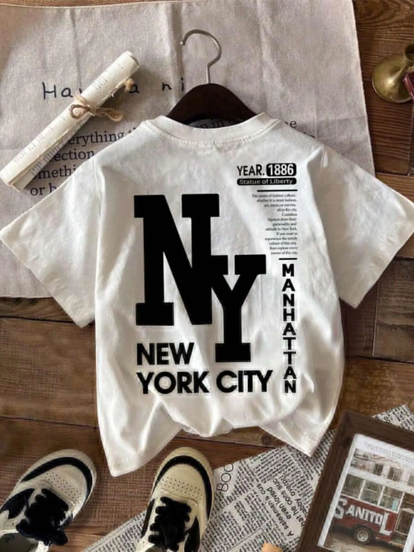 Women's Letter Print Round Neck Tee, Fashion Casual Crew Neck T-shirt for Daily Holiday Vacation Outdoor Wear, Ladies Clothes for Summer
