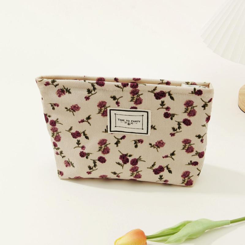 Product Introduction of Vintage Floral Pattern Makeup Bag Set, Large Capacity Cosmetic Storage Bag with Zipper, Versatile Makeup Organizer Pouch for Travel 13