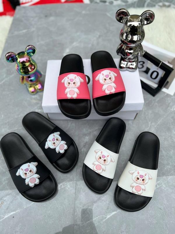 Product Introduction of [Mẫu mới] Dép Lê Nam Nữ cặp đôi Baby Three 3 màu in tia uv Quai Ngang cao su non đế mới vân sóng DéP Slipper 12