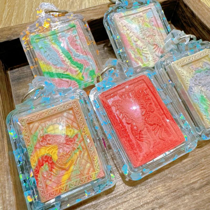 Product Introduction of Thai Buddha Amulet Cuban Jisna Front Butterfly Back Net Wealth Spider anting gold  frame gold  frame thai  amulet  luck  money 7