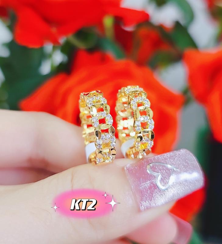 Nhẫn nữ kiểu đồng tiền đính đá xen kẽ mã sp KT2