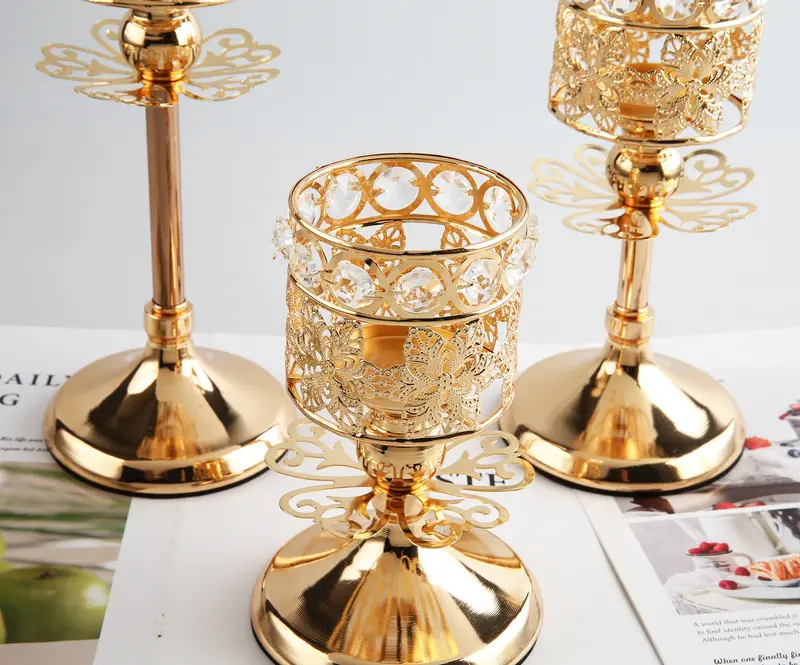 Tempat lilinnya 3 Height Liontin Kristal Candle Holder Golden Crystal Tea Light  Sparklers Wedding Candelabra Wedding Table Kokoh n Cantik Elegan Retro Stability Wedding Gold Lilin 1