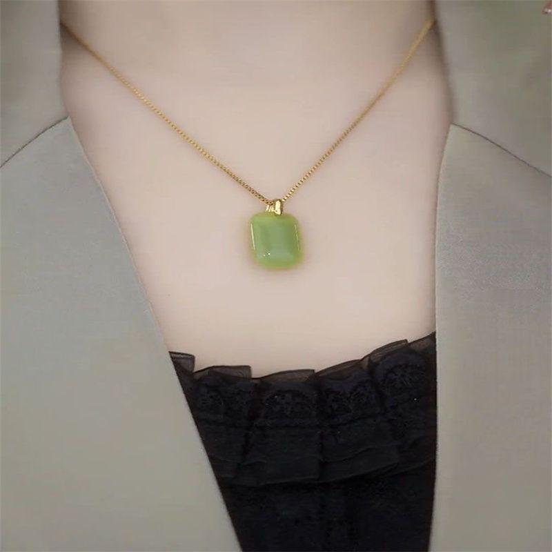 Product Introduction of [Store Hot Sale] Popular Worry-Free Titanium Steel Pendant Necklace Internet Celebrity Fashionable Temperament Peaceful No Worries Non-Fading Bone Chain 3