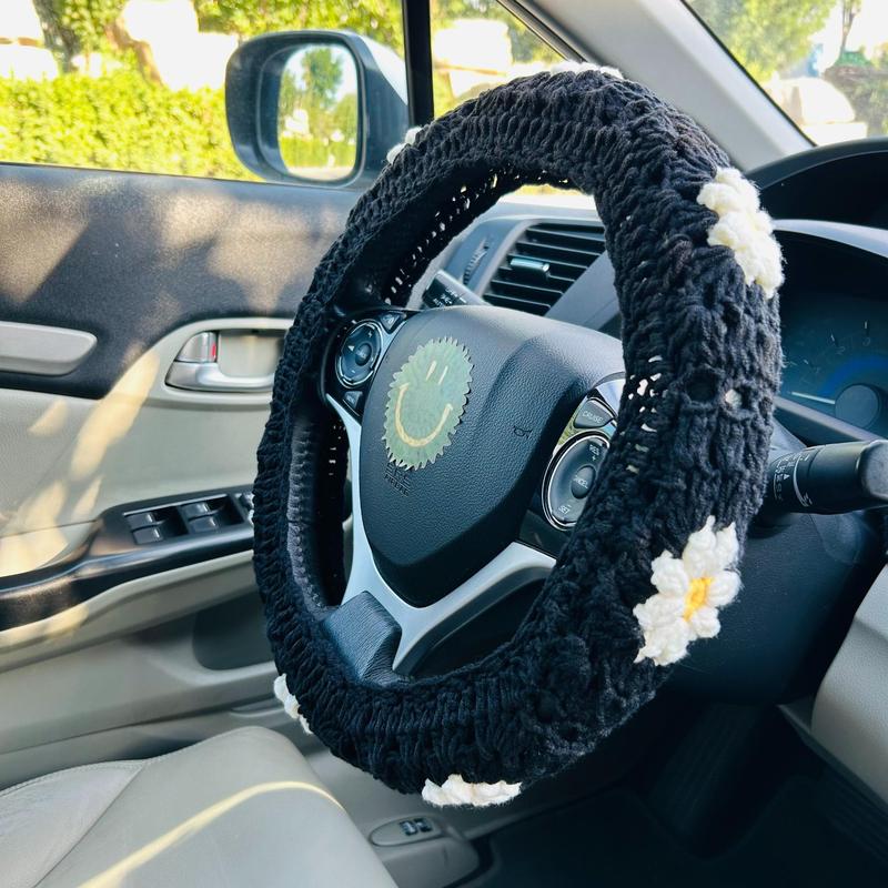 Cute Crochet Flower Car Steering Wheel Cover, Crochet Car Steering Wheel Cover with 2 Belt Covers, Fashion Car Interior Accessories, Decoration 2