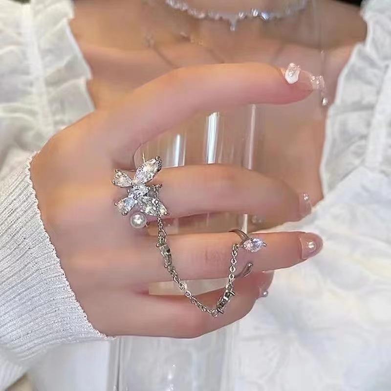 Product Introduction of Vòng Cổ Ngọc Trai, Hàng Mới Về, Vòng Cổ Khâu Tua Rua Bướm Zircon, Thiết Kế Đặc Biệt, Giá Cả Phải Chăng, Sang Trọng Cao Cấp, Dây Chuyền Xương Đòn Thời Trang 6