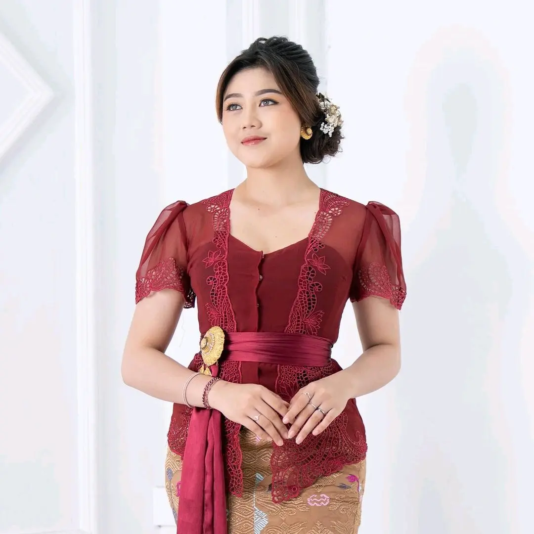 Kebaya Jadi Bordir Bet Kika Tangan Pendek Motif Kaswari || Kebaya Adat Bali Modern || Kebaya Adat Bali Kekinian || Kebaya Adat Bali Murah
