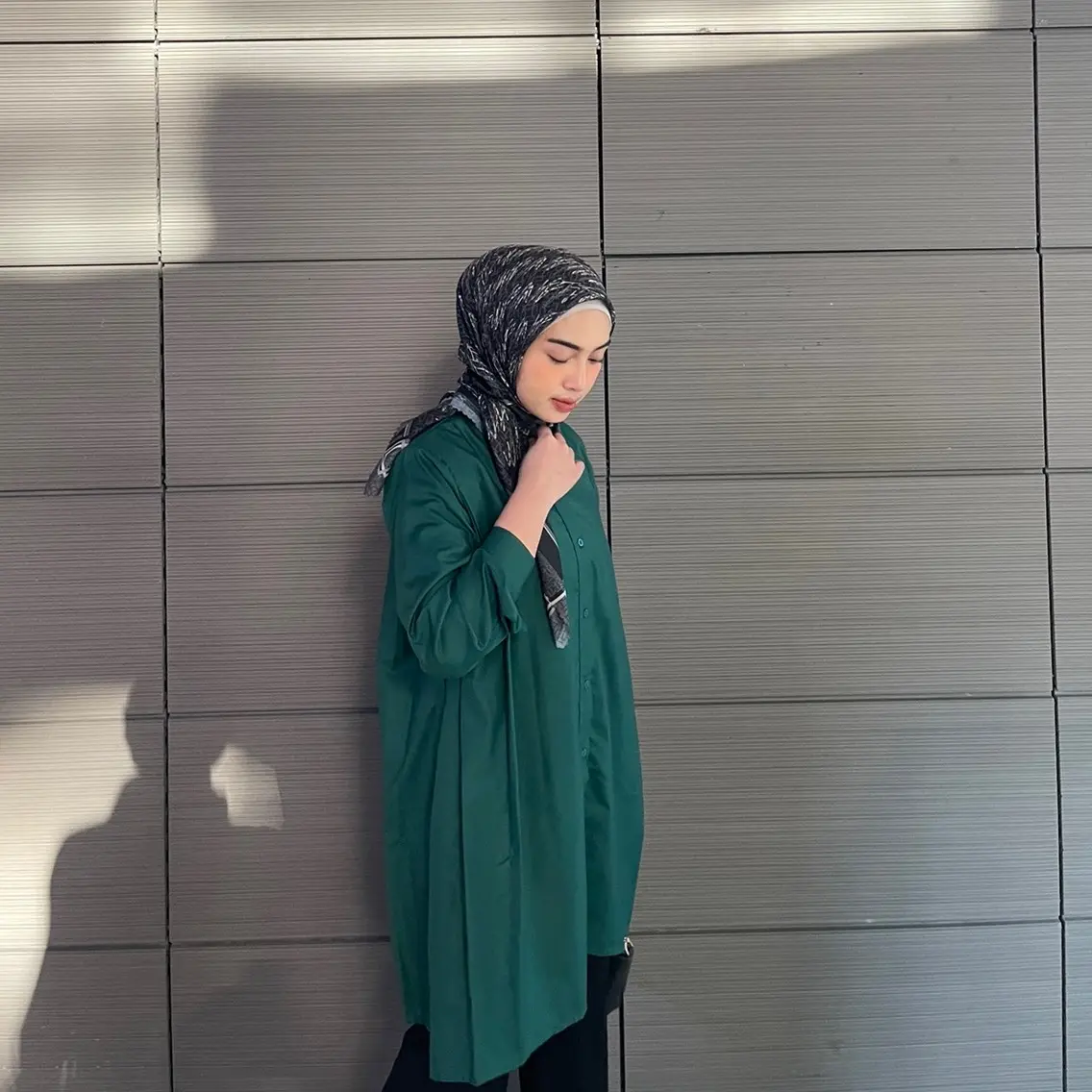 Almeera Tunic | BY LFAZ Tunik  Muslim  Wanita  Oversize Atasan Panjang Katun Basic