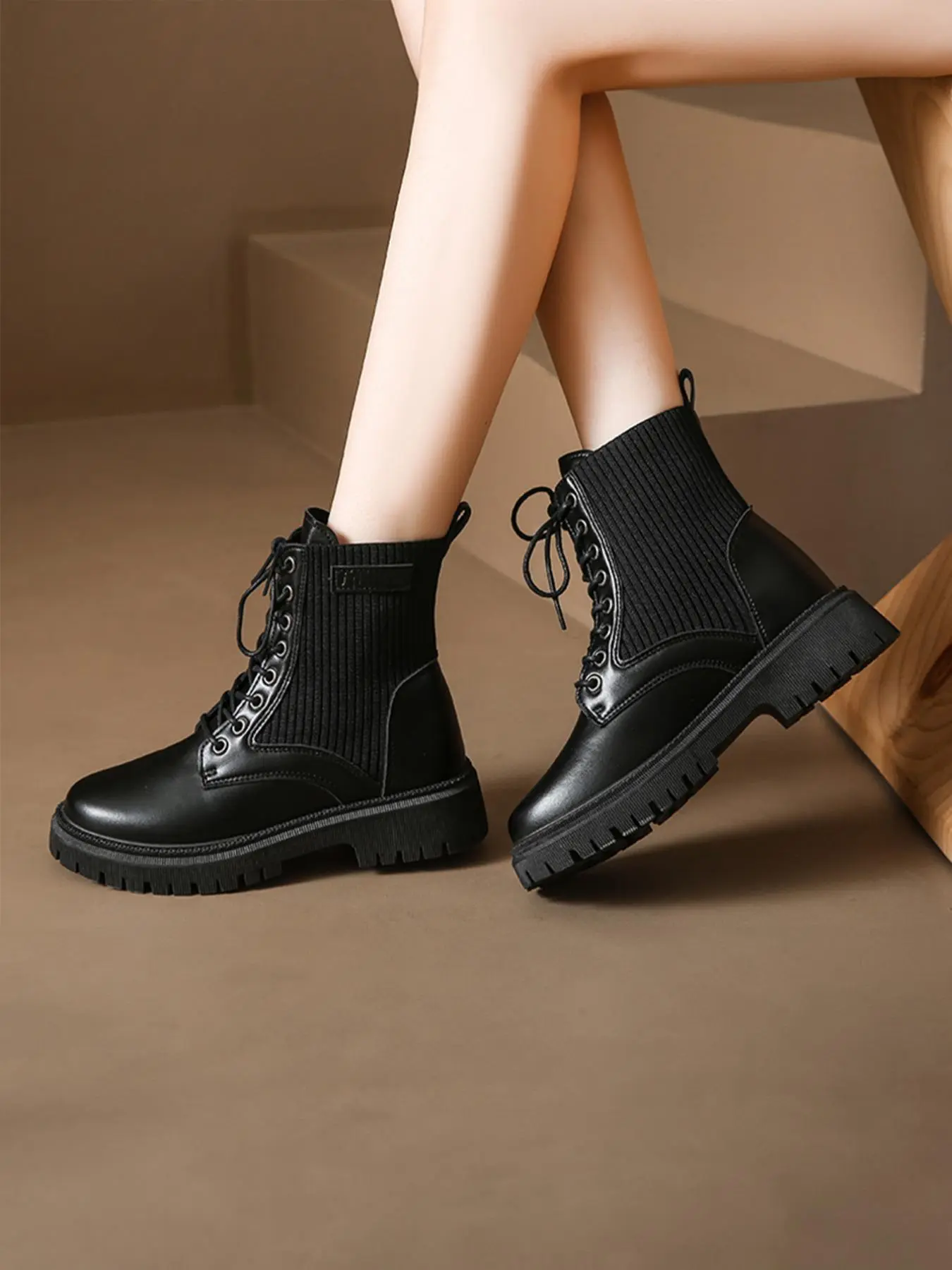 Women's 1 Pair Fashionable Solid Color Round Toe Boots, Simple Solid Color Ankle Boots For Party, Female Fashionable Shoes For Fall & Winter